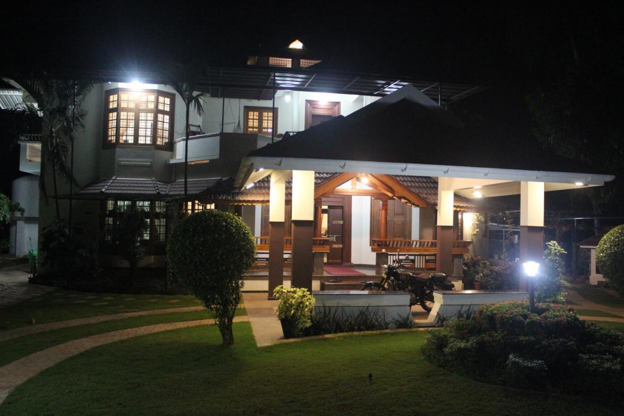 Maleyam Homestay Riverside Calecute Exterior foto